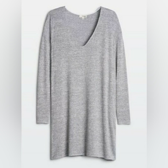 Aritzia Wilfred Free Gray Gail V-Neck Sweater Mini Dress - Picture 2 of 12